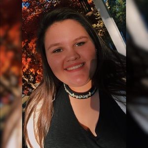 Meet your Posher, Ashlee